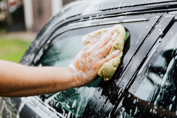 Servizio di lavaggio auto a mano – Giusti Car Service